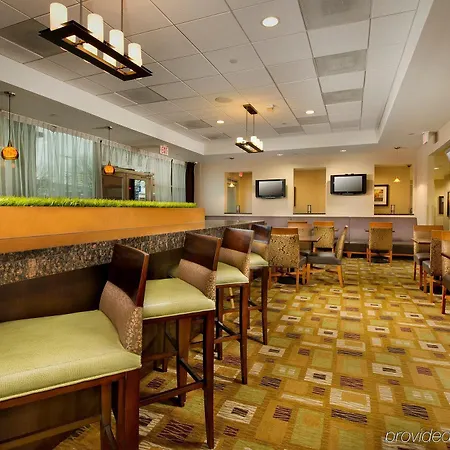 Holiday Inn Express Baltimore At The Stadiums By Ihg 