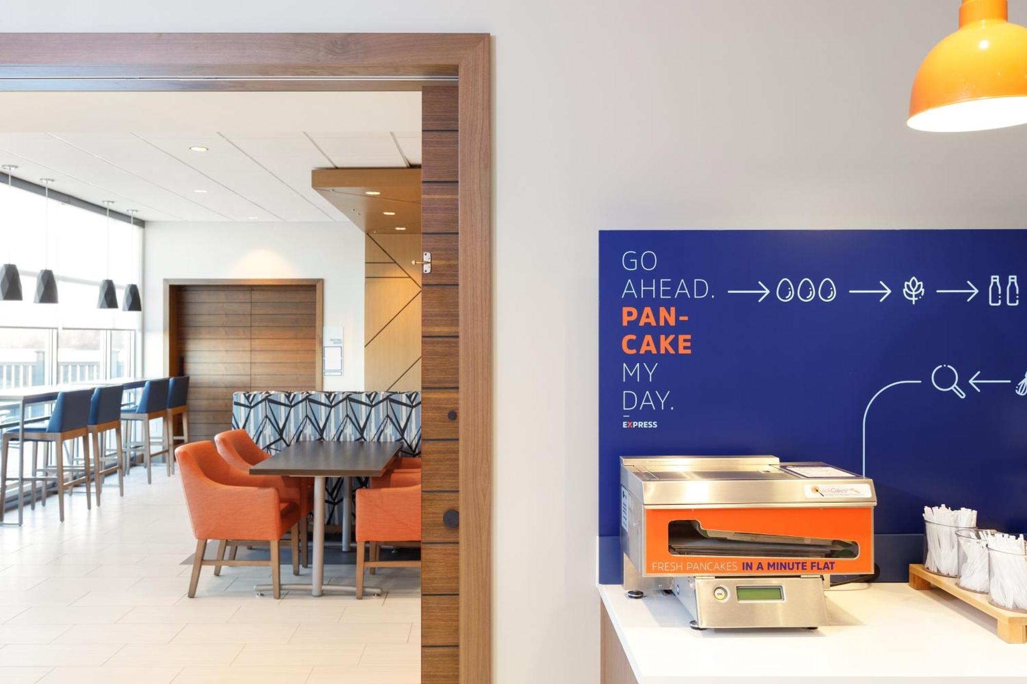 Hotel Express At The Stadiums By Ihg Baltimore