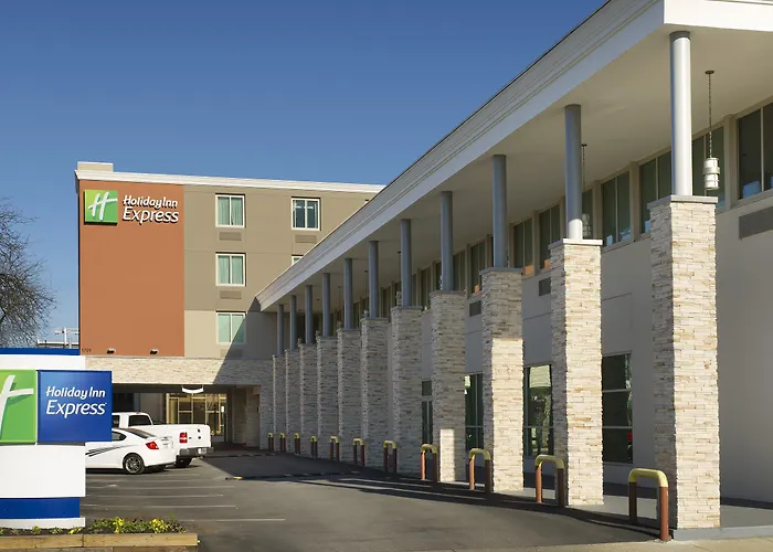 Holiday Inn Express Baltimore At The Stadiums By Ihg