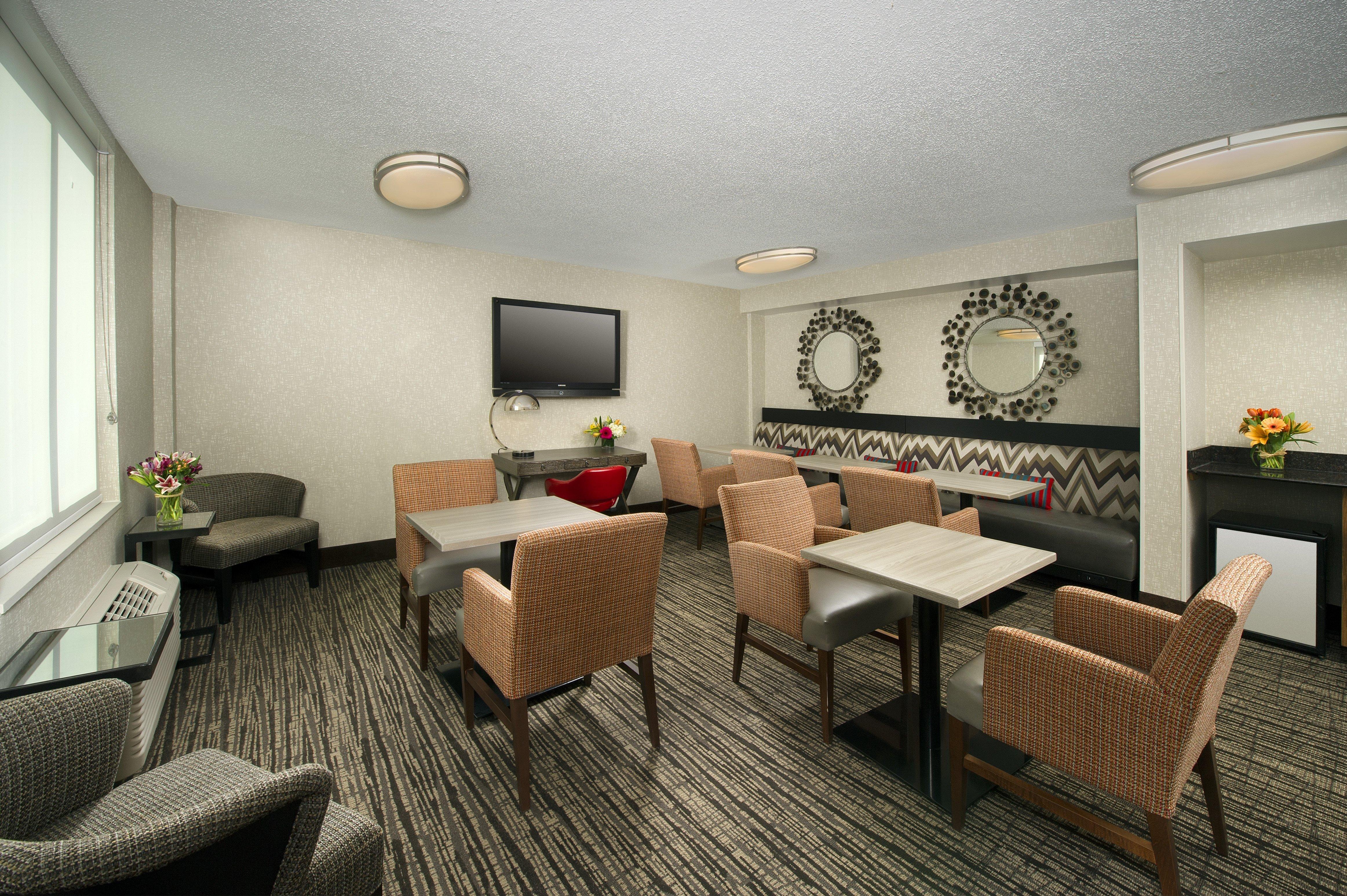 Hotel Express At The Stadiums By Ihg 3*