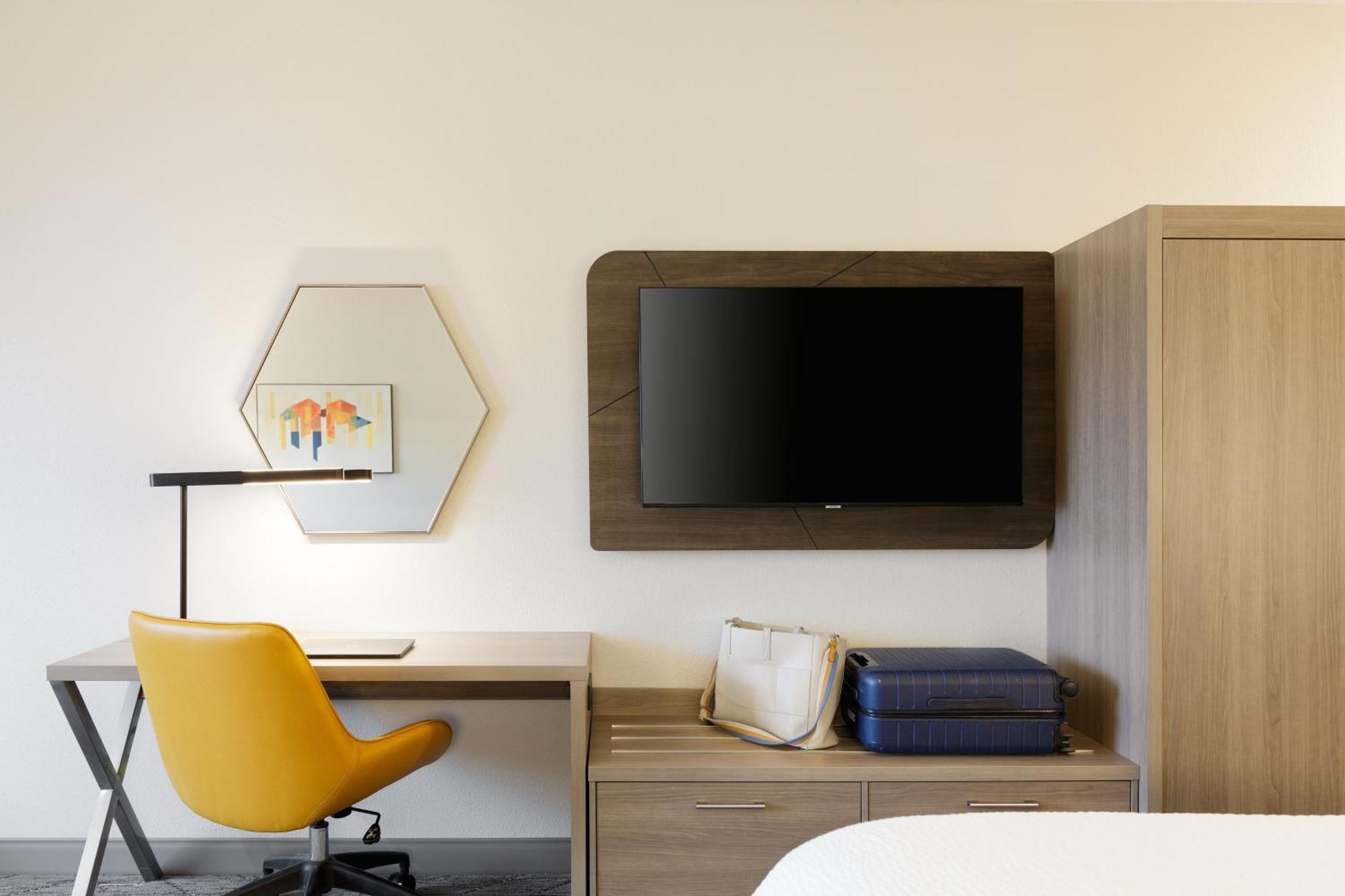 Express At The Stadiums By Ihg 3*