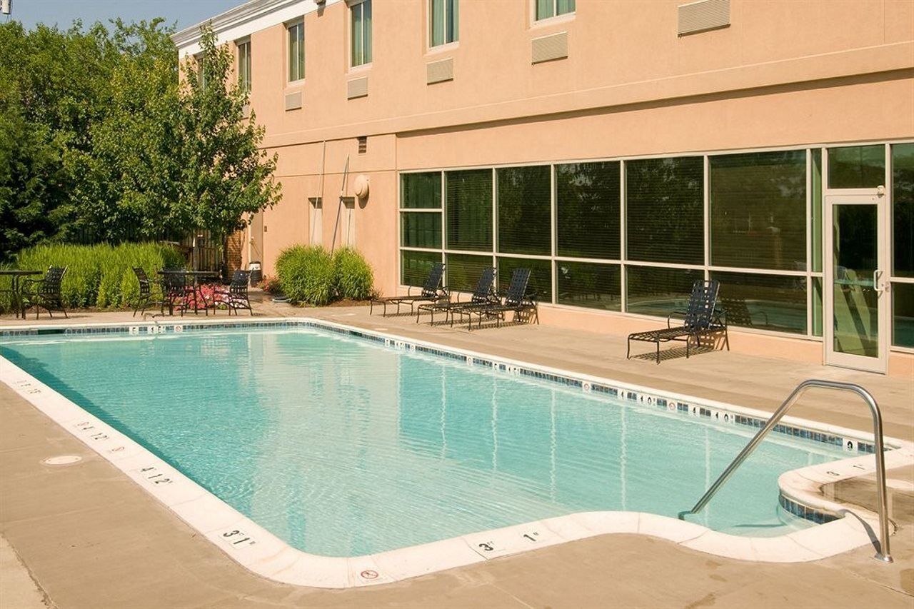 Hotel Express At The Stadiums By Ihg Baltimore